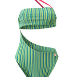 Photo détourée sur fond blanc du maillot de bain une pièce Capri noir