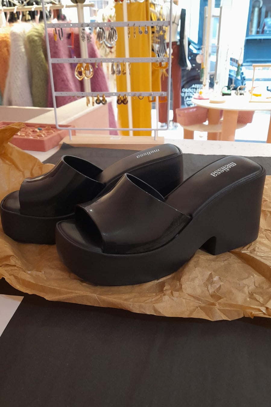 Melissa Posh Ad-Black